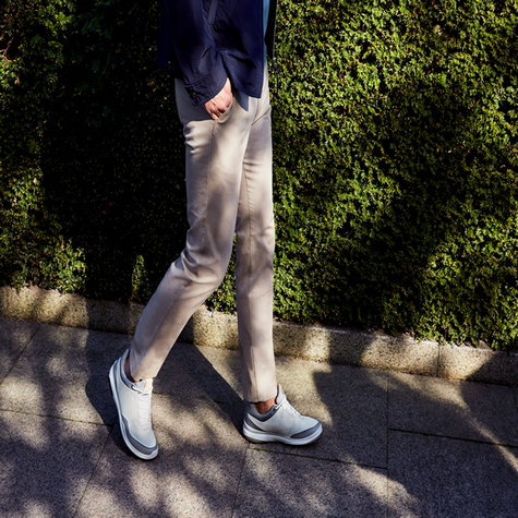 ECCO Men's BIOM Hybrid 3 GTX Golf Shoe